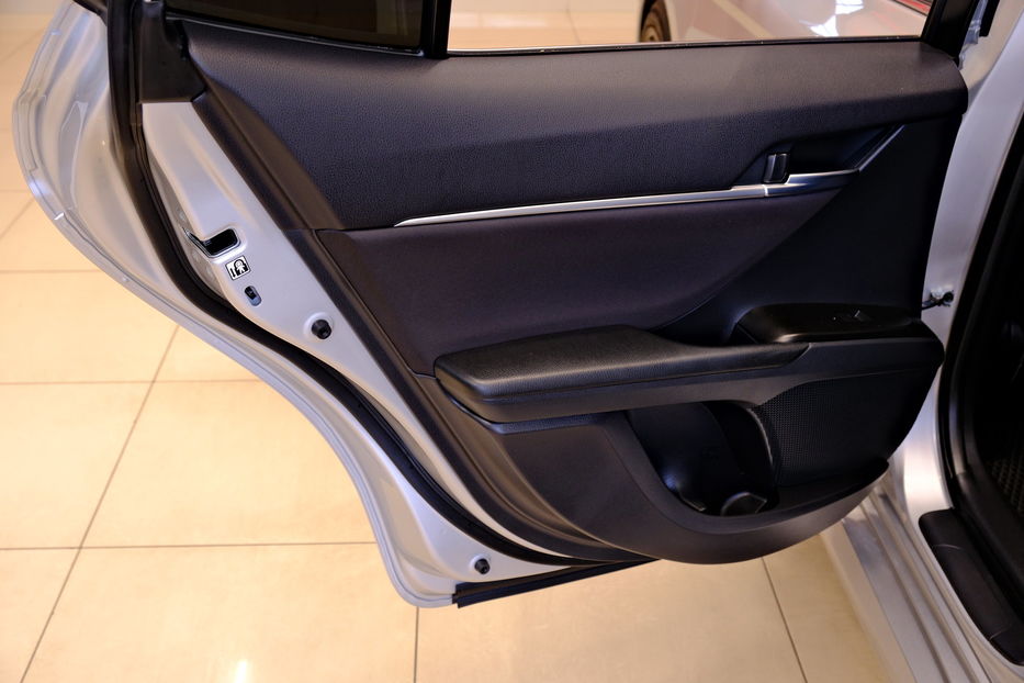 Продам Toyota Camry 2024 года в Одессе