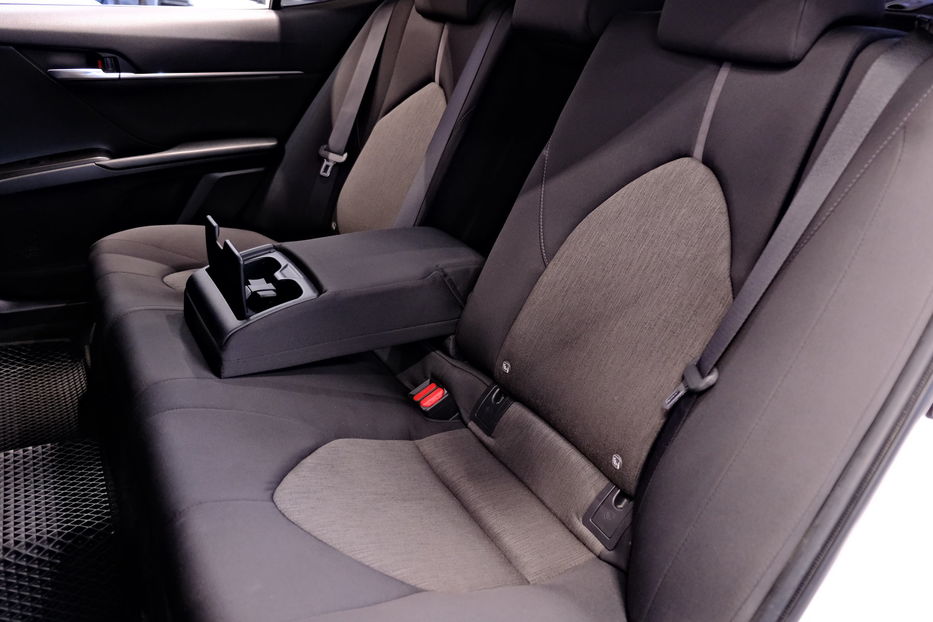 Продам Toyota Camry 2024 года в Одессе
