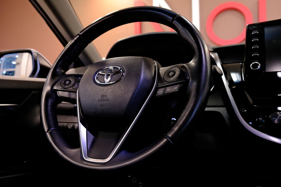 Продам Toyota Camry 2024 года в Одессе