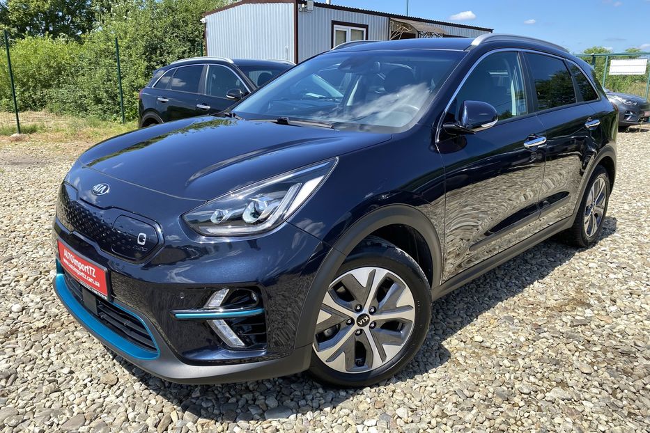 Продам Kia Niro 64 kWh Макс. комплектація 2020 года в Львове