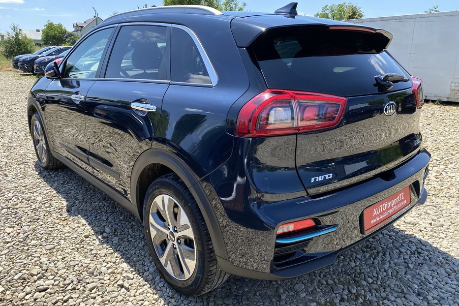 Продам Kia Niro 64 kWh Макс. комплектація 2020 года в Львове