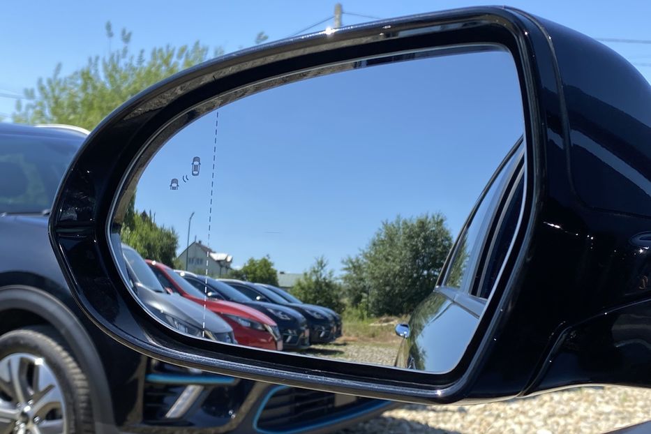 Продам Kia Niro 64 kWh Макс. комплектація 2020 года в Львове