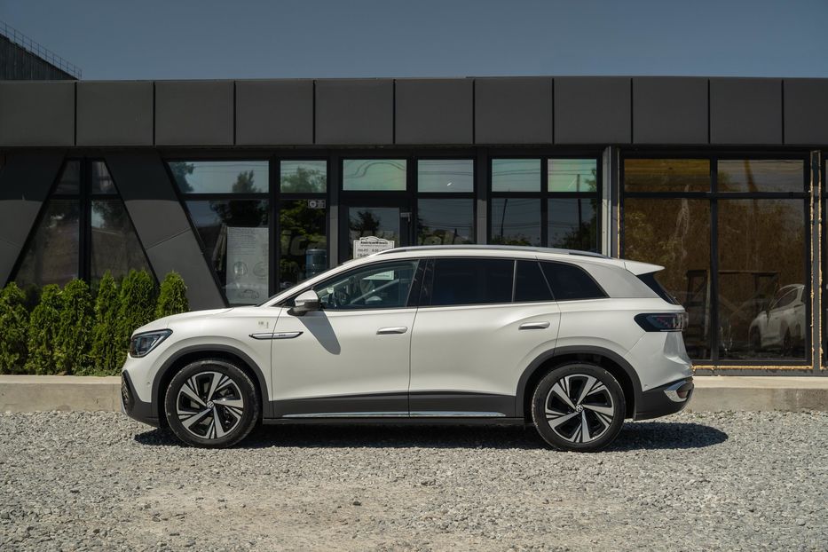 Продам Volkswagen ID.6 Crozz Pro 2022 года в Черновцах