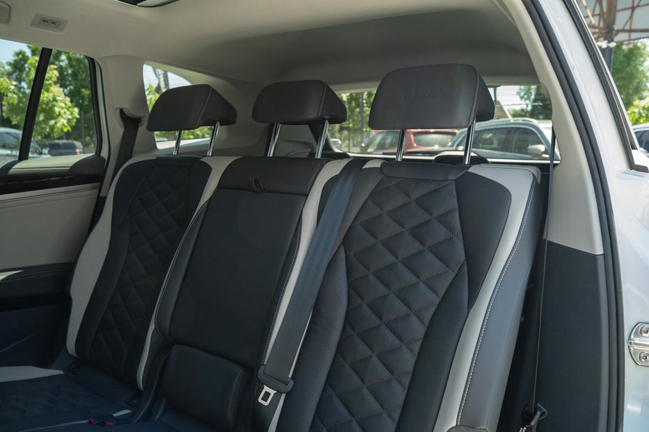 Продам Volkswagen ID.6 Crozz Pro 2022 года в Черновцах