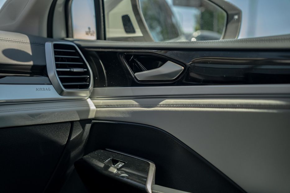 Продам Volkswagen ID.6 Crozz Pro 2022 года в Черновцах