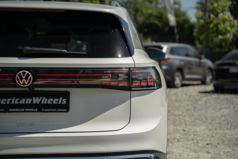 Продам Volkswagen ID.6 Crozz Pro 2022 года в Черновцах