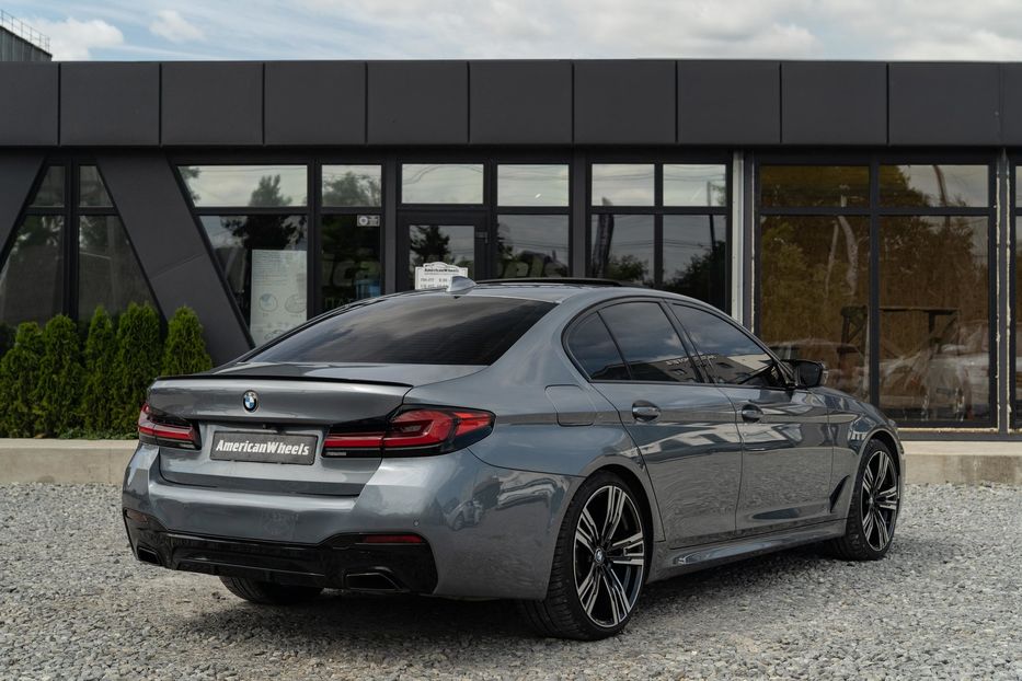 Продам BMW 530 E Xdrive 2018 года в Черновцах