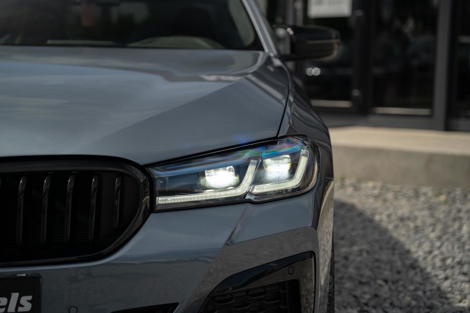 Продам BMW 530 E Xdrive 2018 года в Черновцах