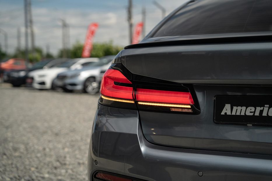 Продам BMW 530 E Xdrive 2018 года в Черновцах