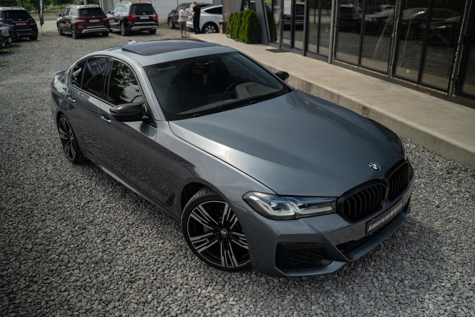 Продам BMW 530 E Xdrive 2018 года в Черновцах