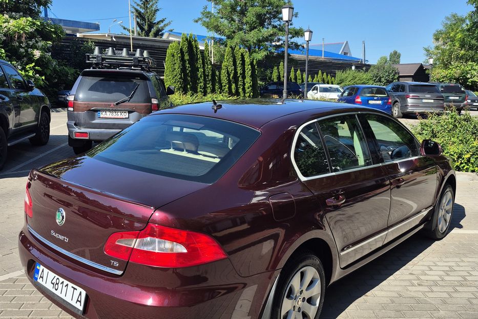 Продам Skoda Superb Highline 2010 года в Киеве