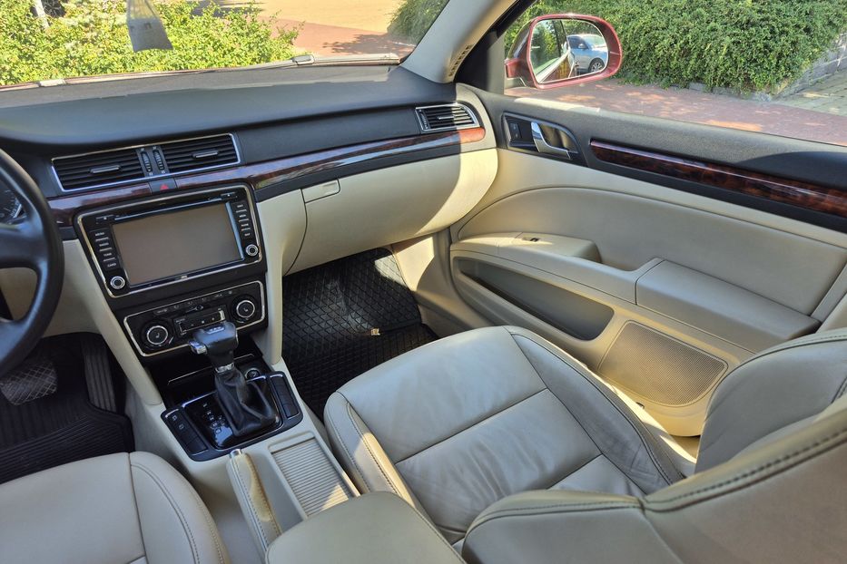 Продам Skoda Superb Highline 2010 года в Киеве