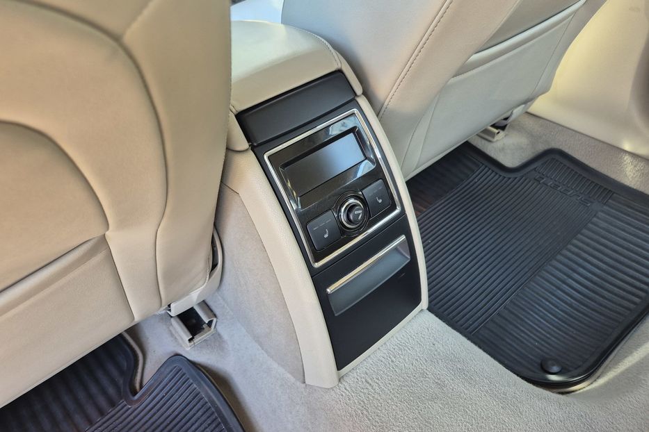 Продам Skoda Superb Highline 2010 года в Киеве