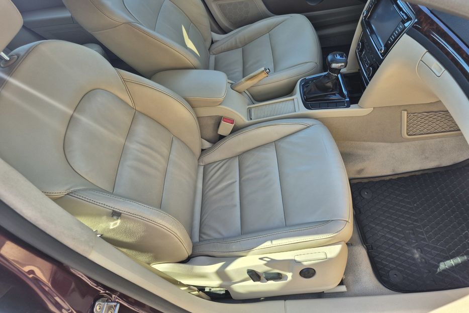 Продам Skoda Superb Highline 2010 года в Киеве