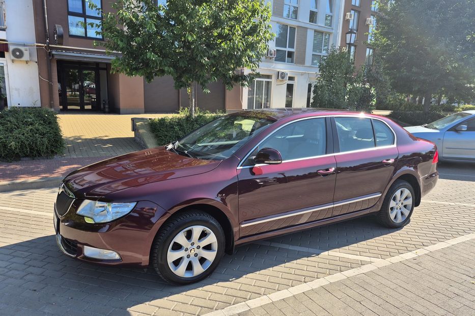 Продам Skoda Superb Highline 2010 года в Киеве