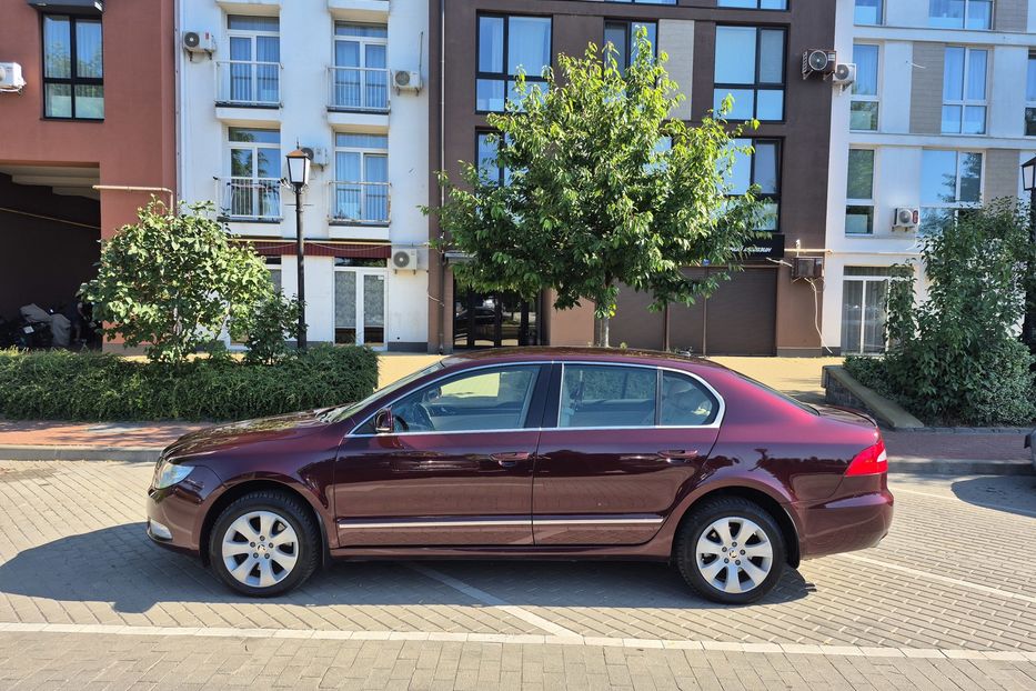 Продам Skoda Superb Highline 2010 года в Киеве