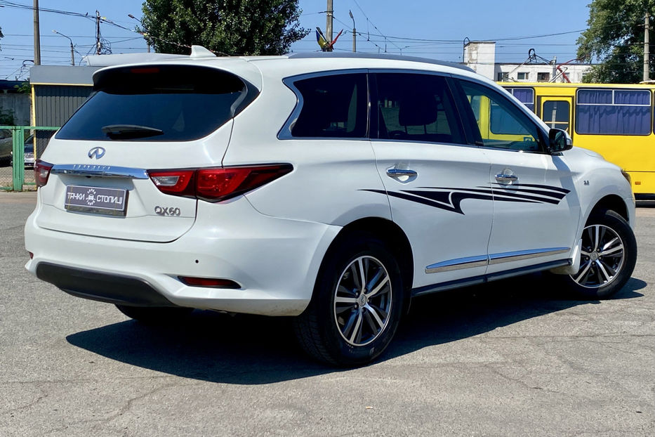 Продам Infiniti QX60 2016 года в Киеве