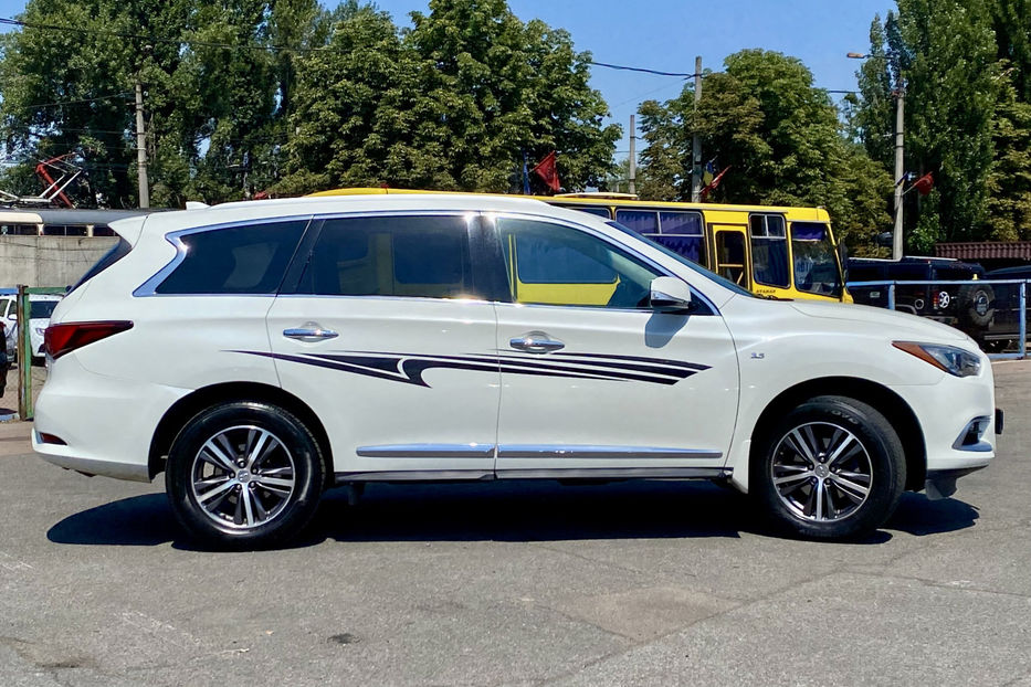 Продам Infiniti QX60 2016 года в Киеве