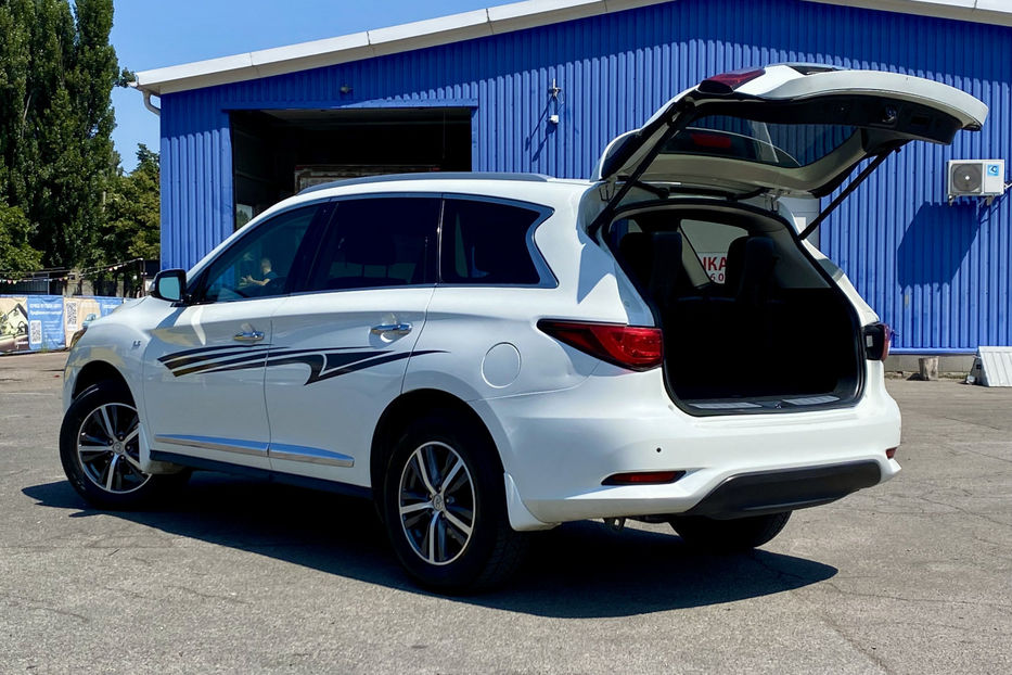 Продам Infiniti QX60 2016 года в Киеве