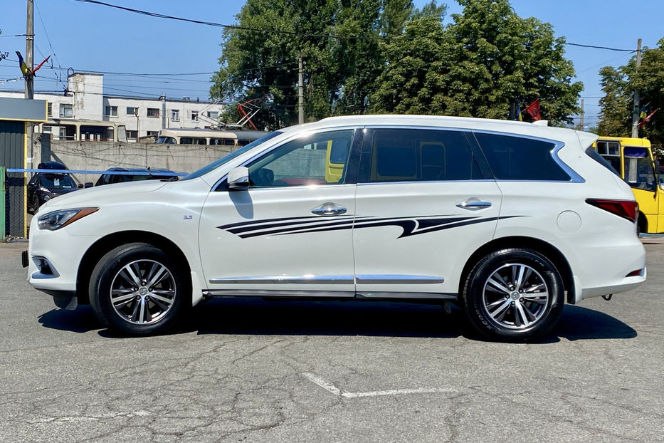 Продам Infiniti QX60 2016 года в Киеве
