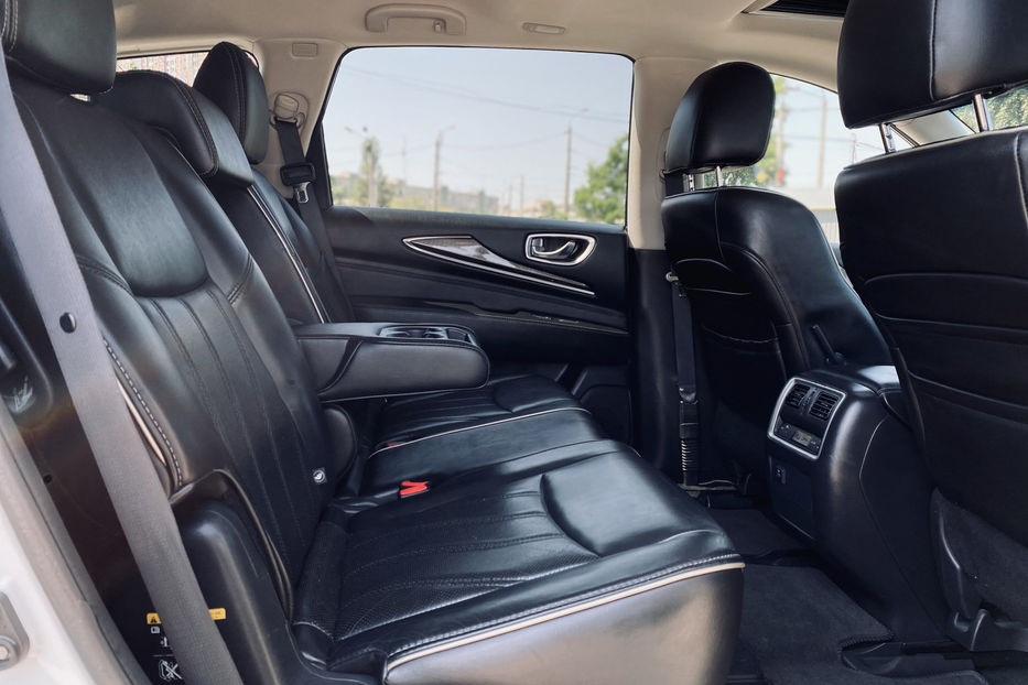 Продам Infiniti QX60 2016 года в Киеве