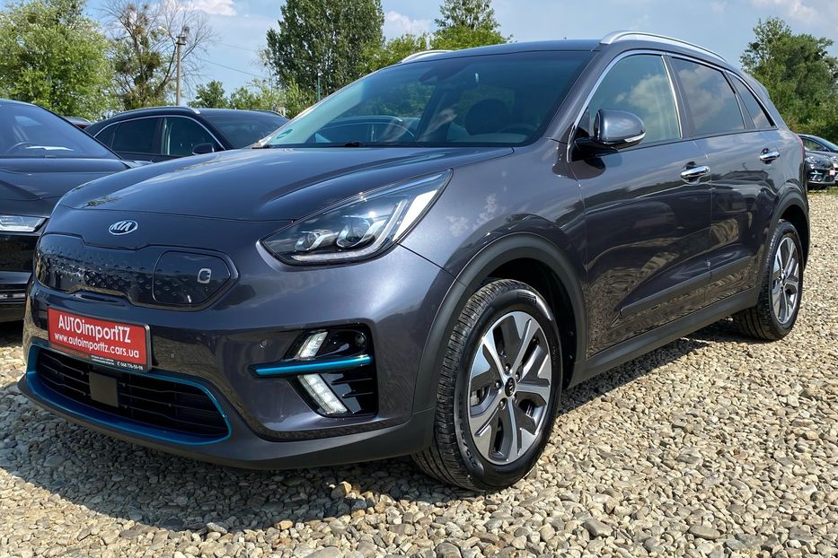 Продам Kia Niro 64кВт Макс.компл.Prestige 2020 года в Львове