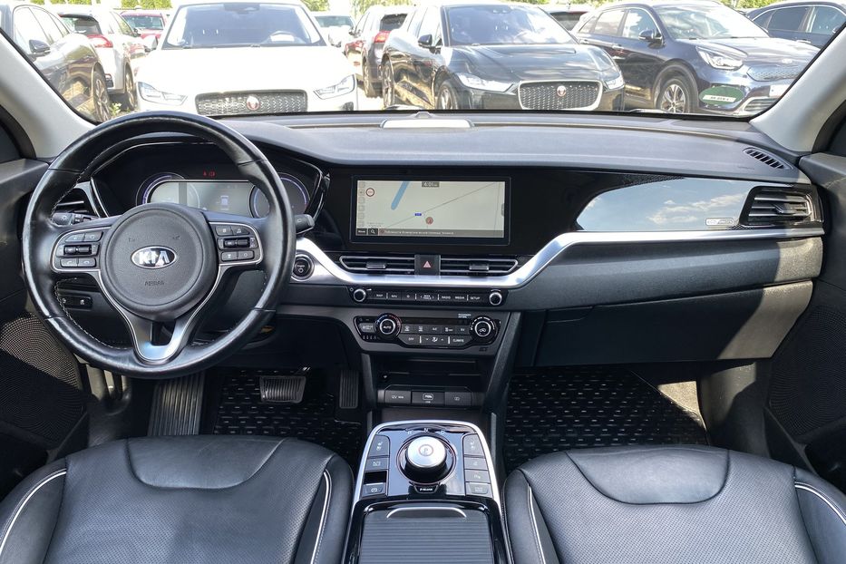 Продам Kia Niro 64кВт Макс.компл.Prestige 2020 года в Львове