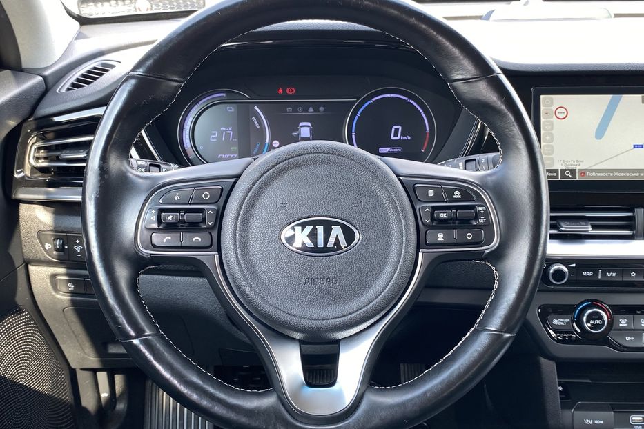 Продам Kia Niro 64кВт Макс.компл.Prestige 2020 года в Львове