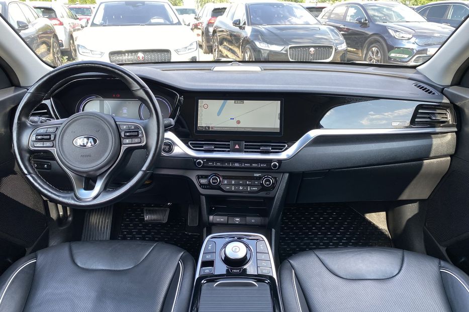 Продам Kia Niro 64кВт Макс.компл.Prestige 2020 года в Львове