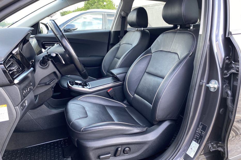 Продам Kia Niro 64кВт Макс.компл.Prestige 2020 года в Львове