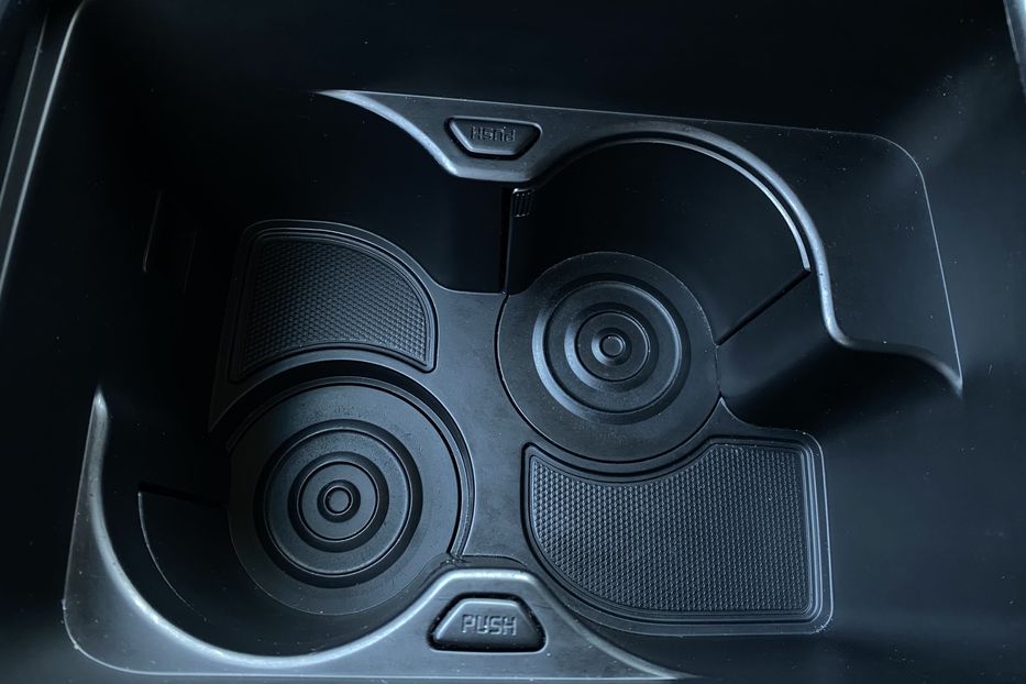 Продам Kia Niro 64кВт Макс.компл.Prestige 2020 года в Львове