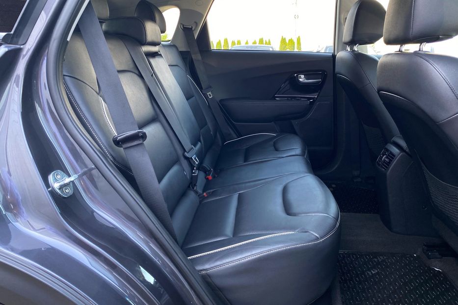 Продам Kia Niro 64кВт Макс.компл.Prestige 2020 года в Львове