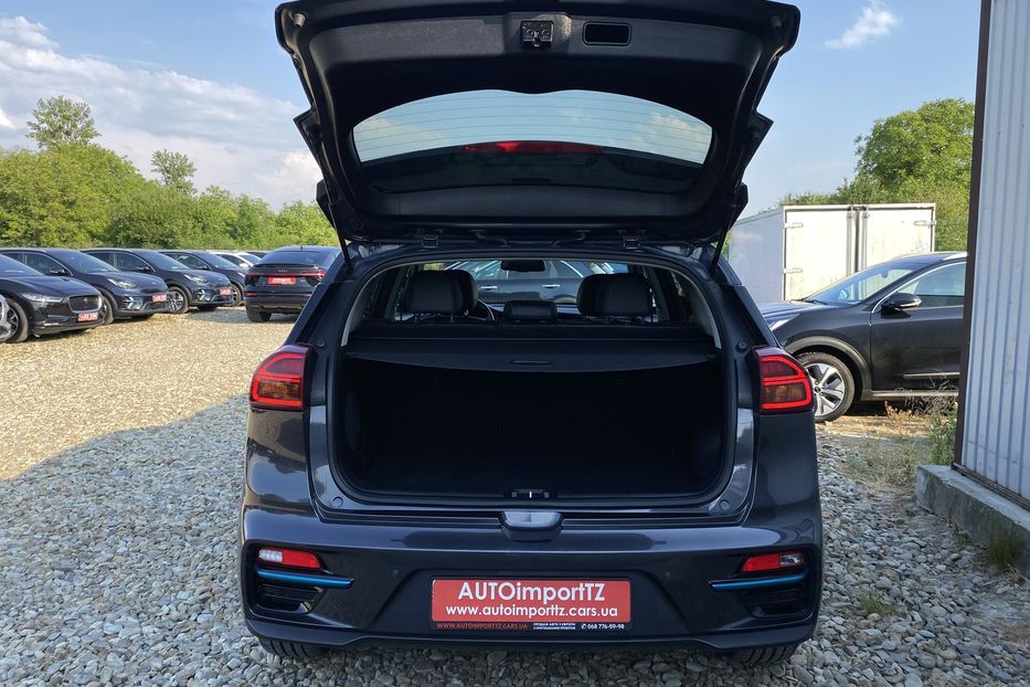 Продам Kia Niro 64кВт Макс.компл.Prestige 2020 года в Львове