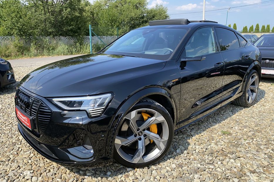 Продам Audi E-Tron S Sportback 2xSLineBlackEditio 2022 года в Львове