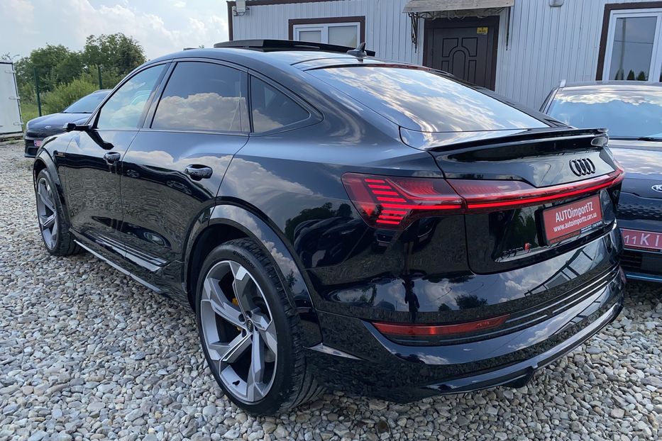Продам Audi E-Tron S Sportback 2xSLineBlackEditio 2022 года в Львове