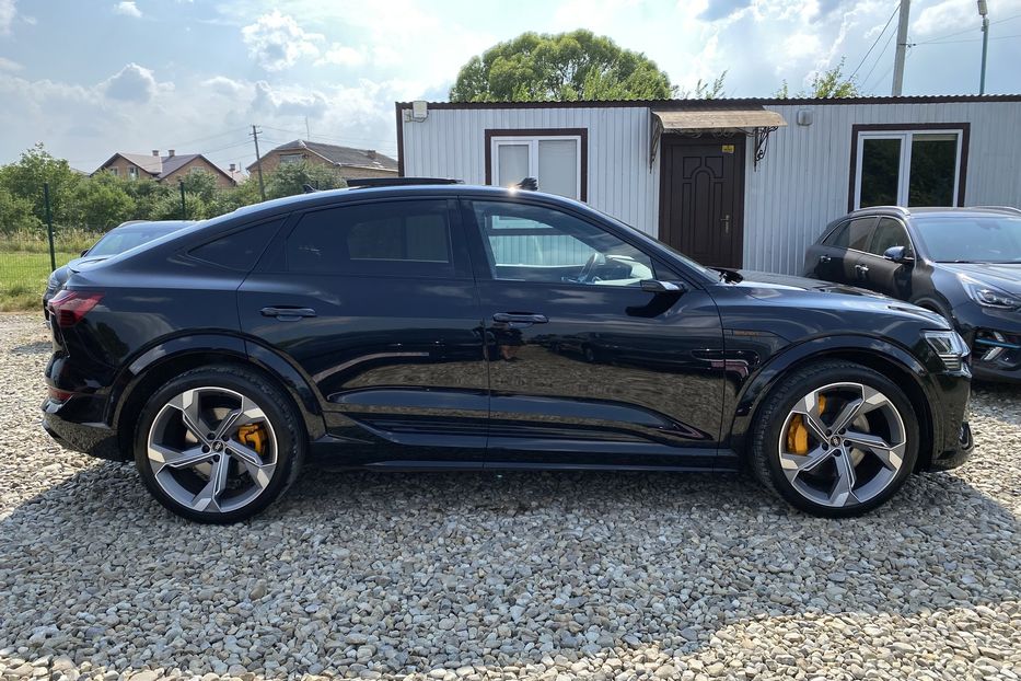 Продам Audi E-Tron S Sportback 2xSLineBlackEditio 2022 года в Львове