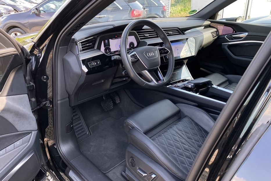 Продам Audi E-Tron S Sportback 2xSLineBlackEditio 2022 года в Львове