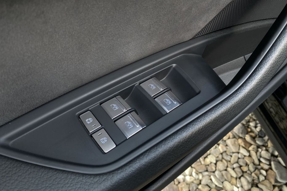 Продам Audi E-Tron S Sportback 2xSLineBlackEditio 2022 года в Львове