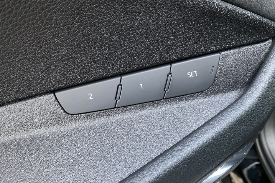 Продам Audi E-Tron S Sportback 2xSLineBlackEditio 2022 года в Львове