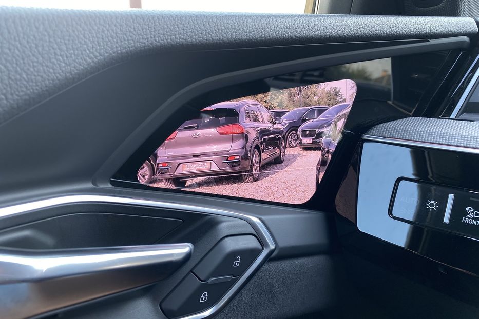 Продам Audi E-Tron S Sportback 2xSLineBlackEditio 2022 года в Львове