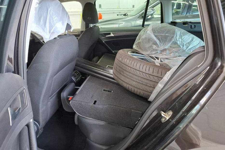 Продам Volkswagen Golf VII v7797 2019 года в Луцке