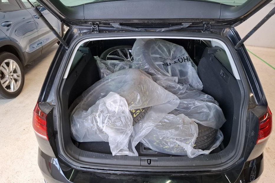 Продам Volkswagen Golf VII v7797 2019 года в Луцке