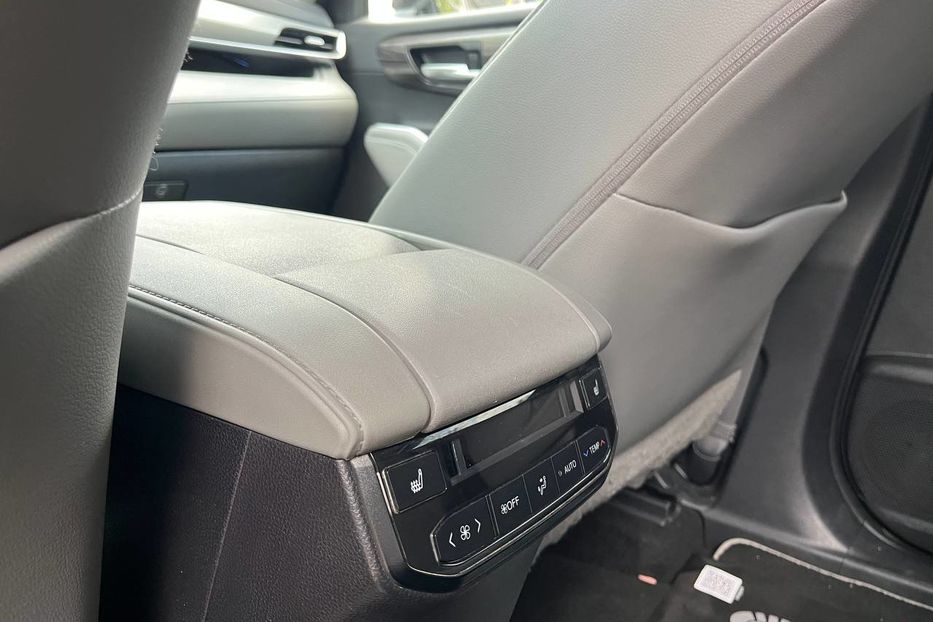 Продам Toyota Highlander 2021 года в Черновцах