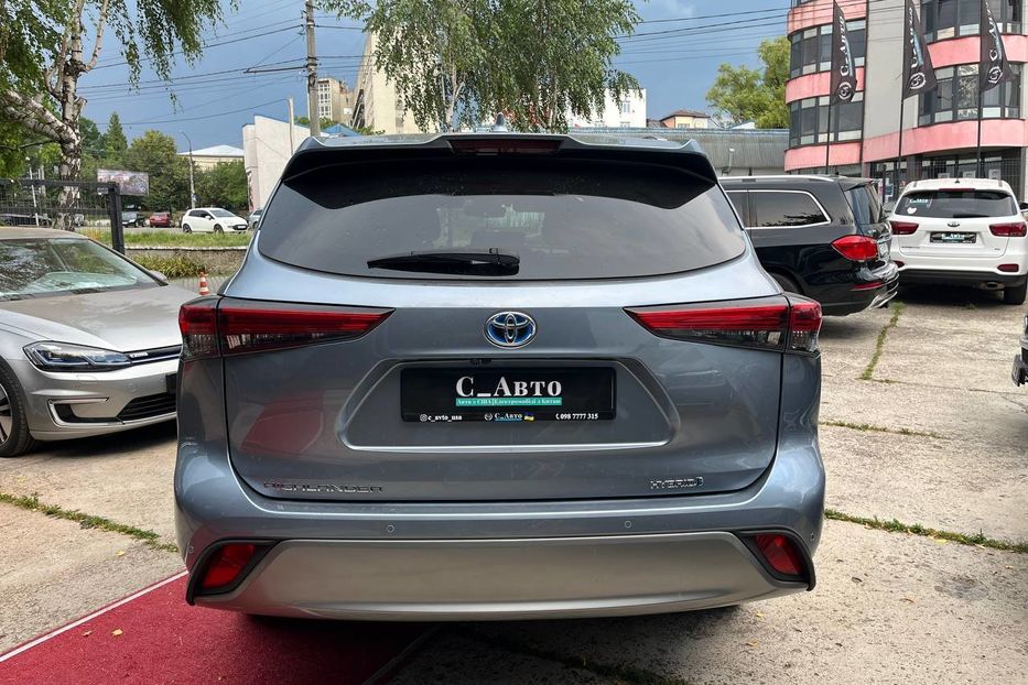 Продам Toyota Highlander 2021 года в Черновцах