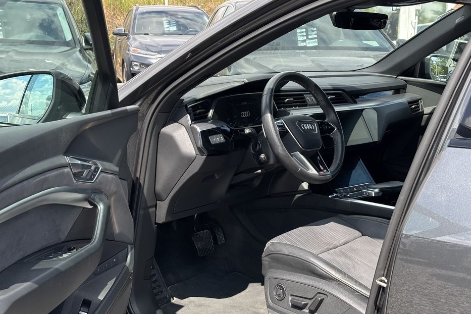 Продам Audi E-Tron S SPORTBACK 2021 года в Львове