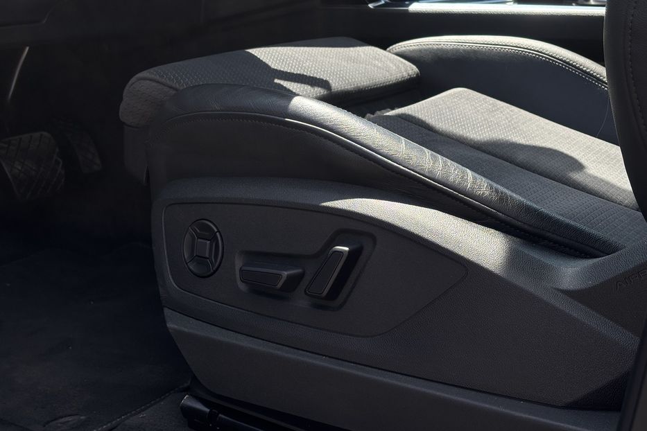 Продам Audi E-Tron S SPORTBACK 2021 года в Львове