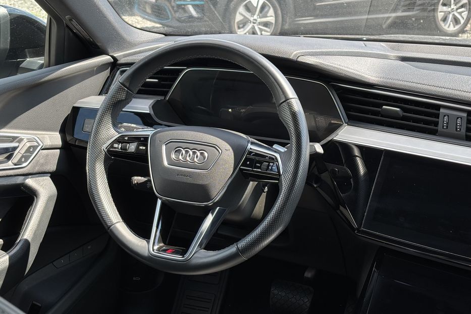 Продам Audi E-Tron S SPORTBACK 2021 года в Львове