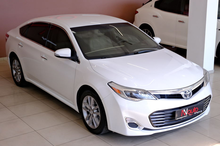 Продам Toyota Avalon 2014 года в Одессе