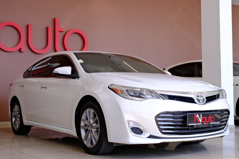 Продам Toyota Avalon 2014 года в Одессе