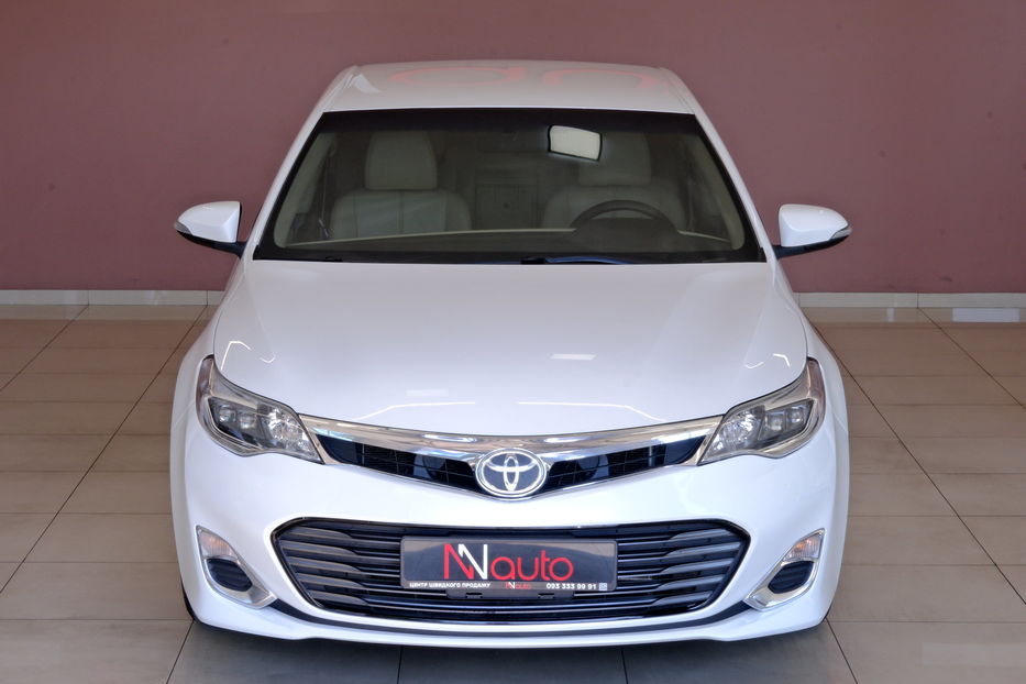 Продам Toyota Avalon 2014 года в Одессе